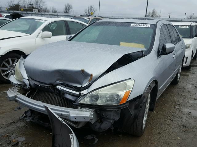 1HGCM66567A087092 - 2007 HONDA ACCORD EX SILVER photo 2