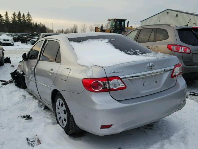 2T1BU4EE1DC035876 - 2013 TOYOTA COROLLA BA SILVER photo 3