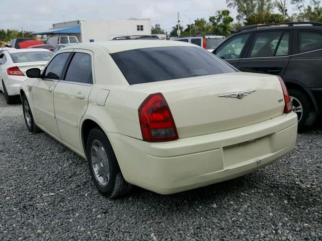 2C3KA43R06H471002 - 2006 CHRYSLER 300 CREAM photo 3