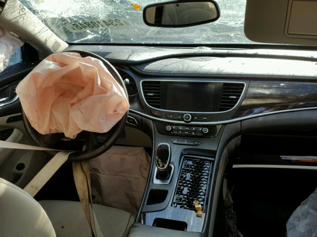 1G4ZP5SS8HU134527 - 2017 BUICK LACROSSE E WHITE photo 9