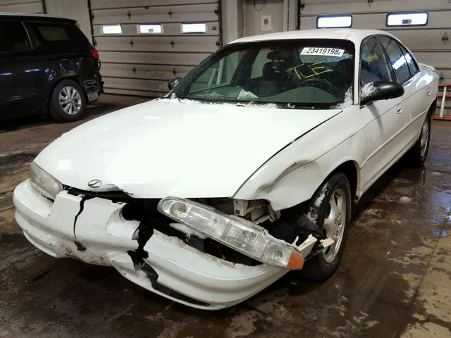 1G3WH52K3WF393707 - 1998 OLDSMOBILE INTRIGUE WHITE photo 2