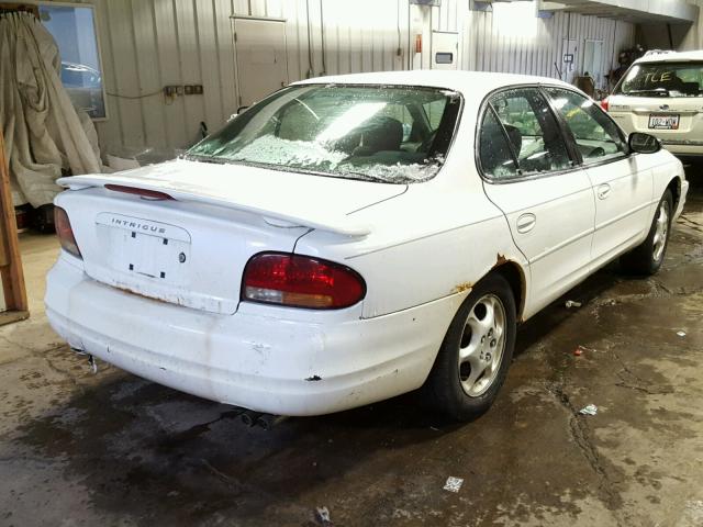 1G3WH52K3WF393707 - 1998 OLDSMOBILE INTRIGUE WHITE photo 4