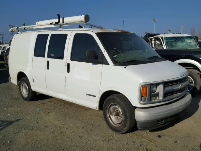 1GCFG25W2Y1170932 - 2000 CHEVROLET EXPRESS G2 WHITE photo 1