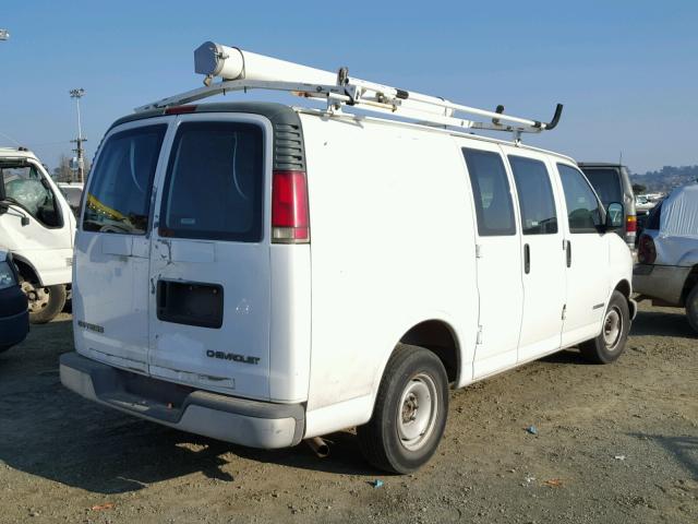 1GCFG25W2Y1170932 - 2000 CHEVROLET EXPRESS G2 WHITE photo 4