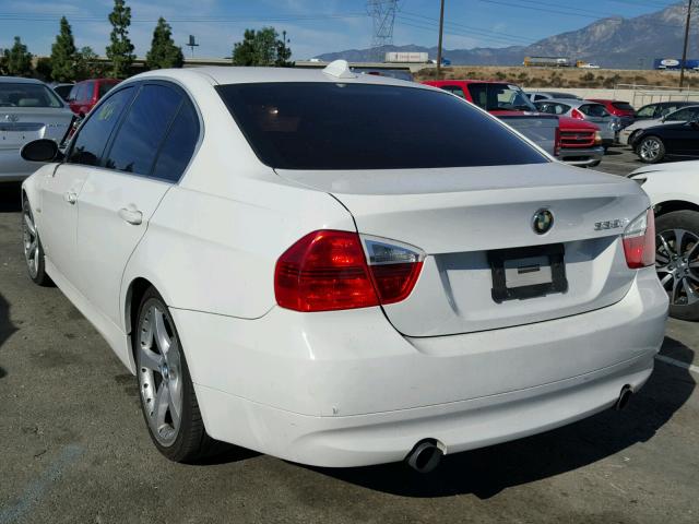 WBAVB73598KY62971 - 2008 BMW 335 I WHITE photo 3