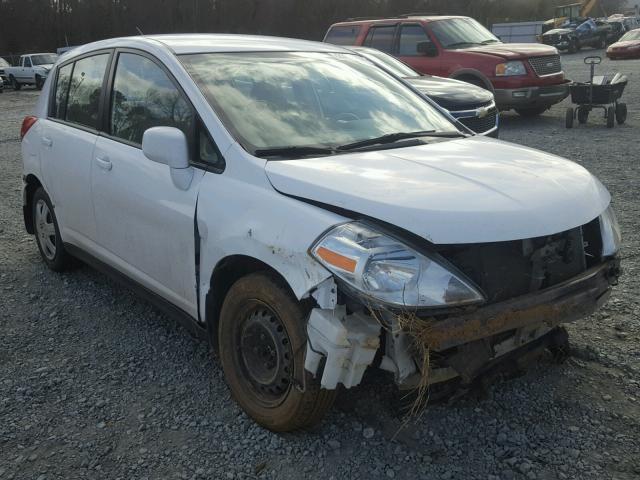 3N1BC13E19L396116 - 2009 NISSAN VERSA S WHITE photo 1