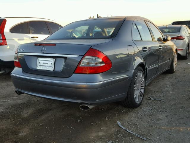 WDBUF56X08B346002 - 2008 MERCEDES-BENZ E 350 GRAY photo 4