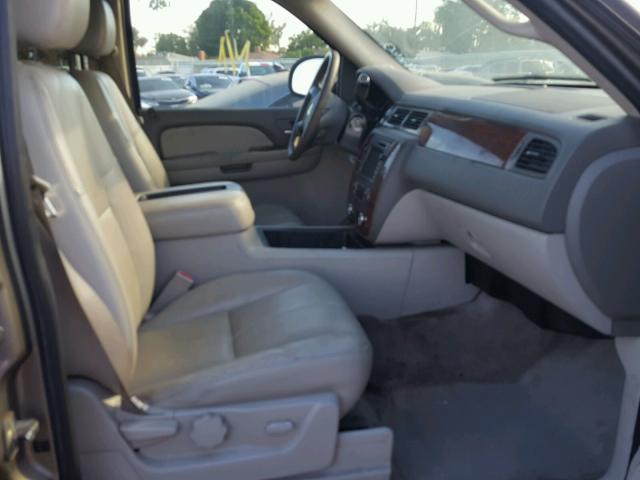 1GNFC13528R215165 - 2008 CHEVROLET TAHOE C150 GRAY photo 5