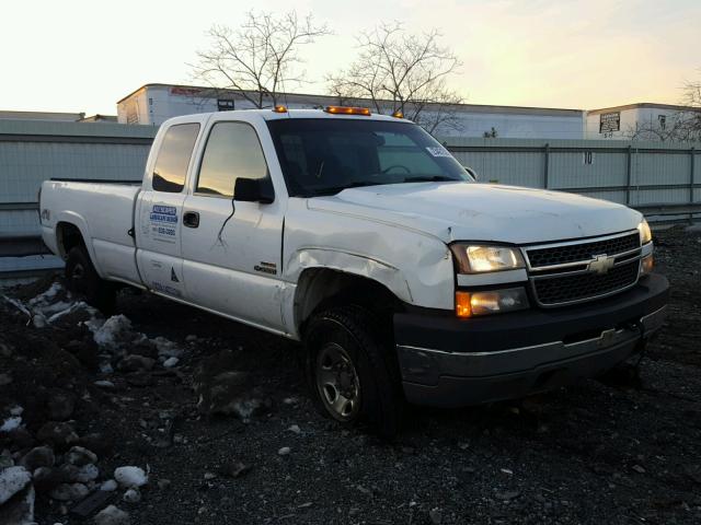 1GCHK39255E106540 - 2005 CHEVROLET SILVERADO WHITE photo 1