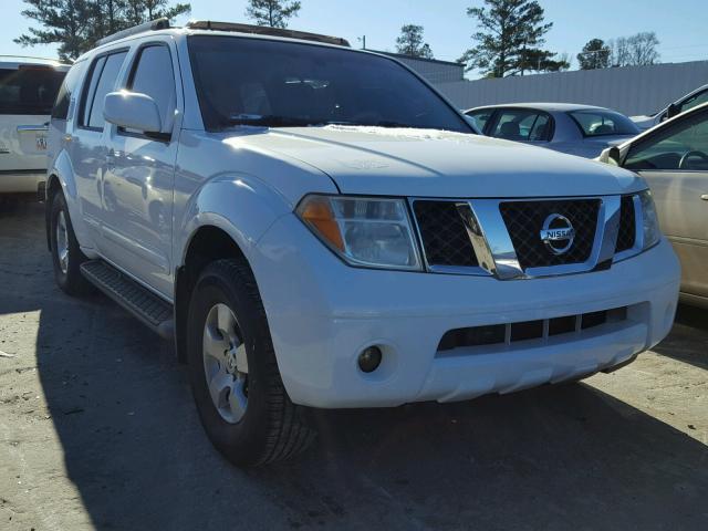 5N1AR18U17C611182 - 2007 NISSAN PATHFINDER WHITE photo 1