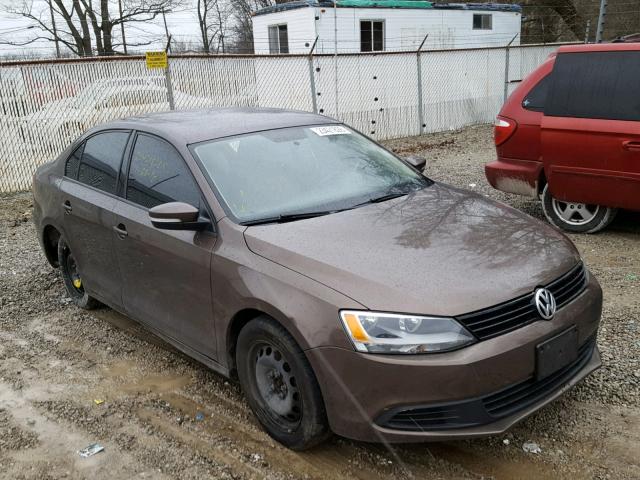 3VWDZ7AJ5BM382384 - 2011 VOLKSWAGEN JETTA SE BROWN photo 1