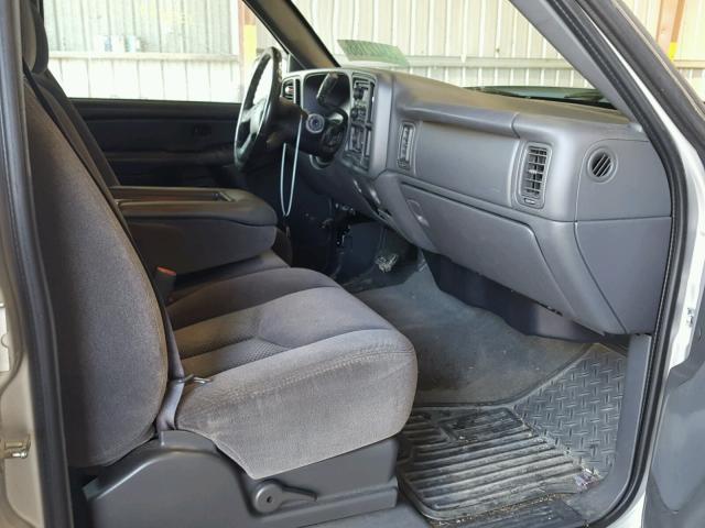 2GCEC13T061145187 - 2006 CHEVROLET SILVERADO SILVER photo 5