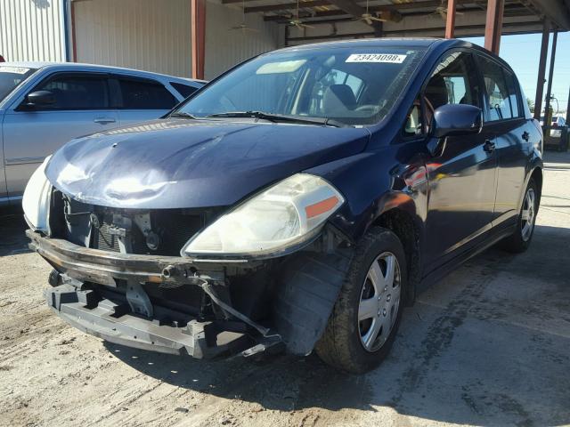 3N1BC13E47L370588 - 2007 NISSAN VERSA S BLUE photo 2