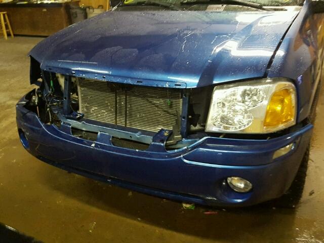 1GKDT13S852233152 - 2005 GMC ENVOY BLUE photo 9