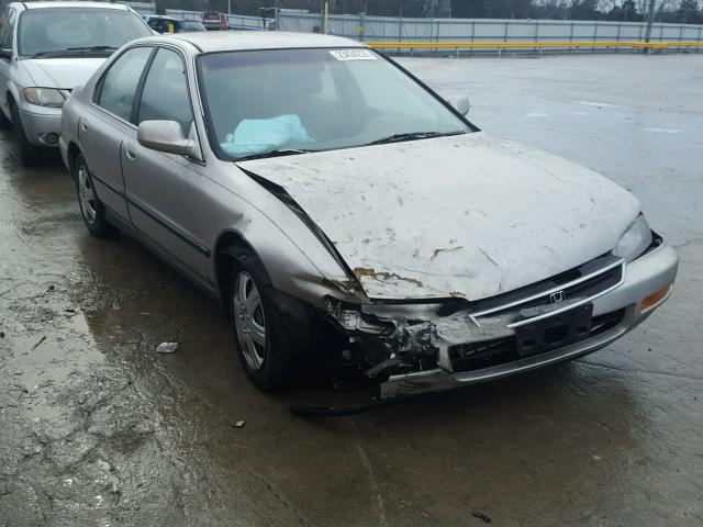 1HGCD5630VA238708 - 1997 HONDA ACCORD LX SILVER photo 1