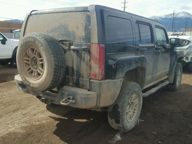 5GTEN13E888165627 - 2008 HUMMER H3 BLACK photo 4