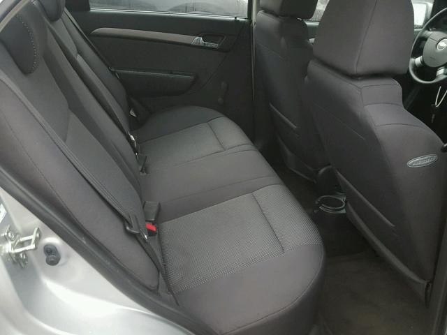 KL1TD56E89B602168 - 2009 CHEVROLET AVEO LS SILVER photo 6