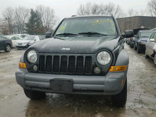 1J4GL48K85W655170 - 2005 JEEP LIBERTY SP BLACK photo 9