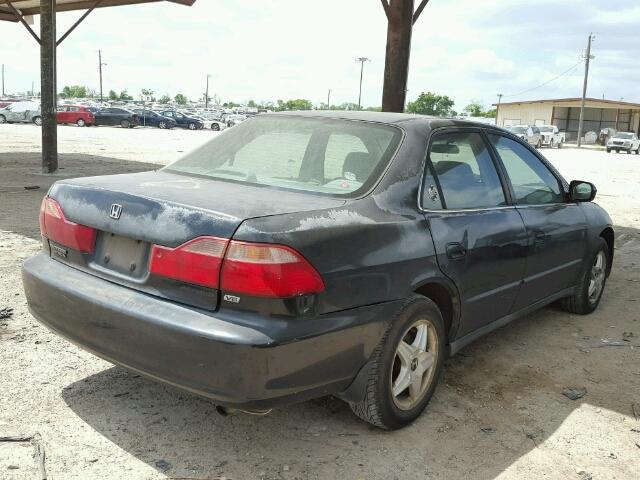 1HGCG1640XA030260 - 1999 HONDA ACCORD LX GRAY photo 4