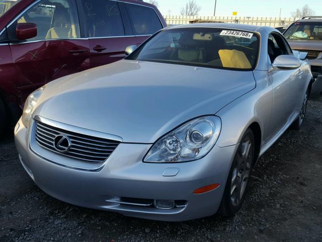 JTHFN45Y489020145 - 2008 LEXUS SC 430 SILVER photo 2