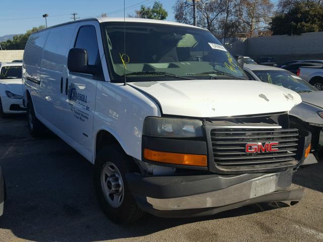 1GTHG392271154525 - 2007 GMC SAVANA G35 WHITE photo 1