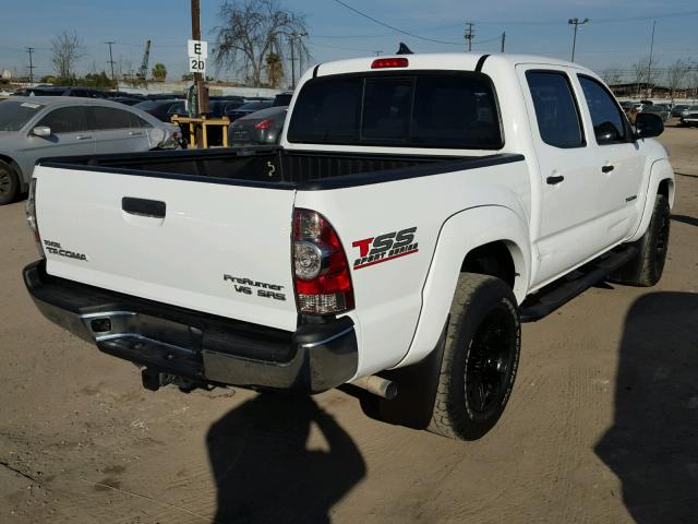 5TFJU4GN8FX074901 - 2015 TOYOTA TACOMA DOU WHITE photo 4