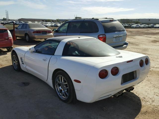 1G1YY22G1V5109359 - 1997 CHEVROLET CORVETTE WHITE photo 3