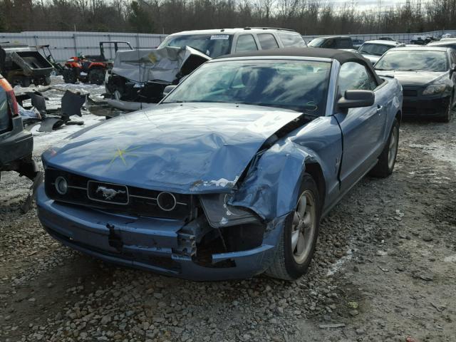 1ZVHT84N285146247 - 2008 FORD MUSTANG BLUE photo 2