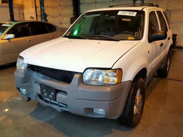 1FMYU03182KD82485 - 2002 FORD ESCAPE XLT WHITE photo 2