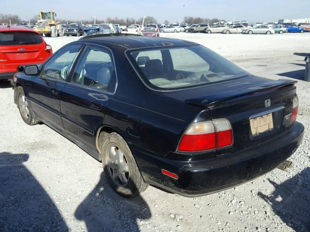 1HGCE6675TA026180 - 1996 HONDA ACCORD EX BLACK photo 3