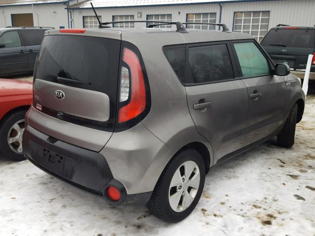 KNDJN2A22G7358851 - 2016 KIA SOUL GRAY photo 4