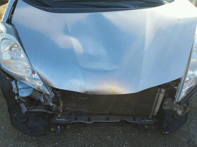 JHMGE8H48AS024007 - 2010 HONDA FIT SPORT GRAY photo 7