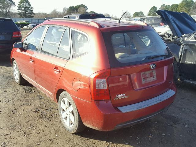 KNAFG525X77087030 - 2007 KIA RONDO BASE RED photo 3