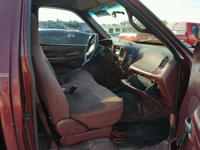 1FTDF0728VKA55525 - 1997 FORD F150 MAROON photo 5