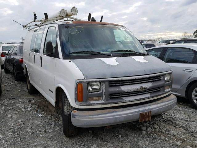 1GCFG25W8W1098227 - 1998 CHEVROLET EXPRESS G2 WHITE photo 1