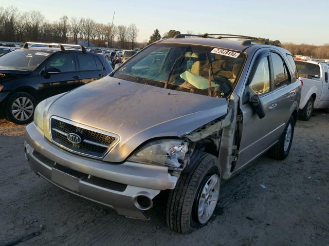 KNDJD733455484871 - 2005 KIA SORENTO EX BEIGE photo 2