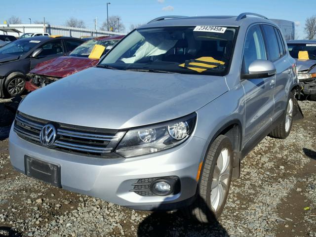 WVGAV7AX6DW555706 - 2013 VOLKSWAGEN TIGUAN S SILVER photo 2