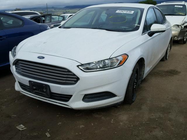 3FA6P0G71DR372760 - 2013 FORD FUSION S WHITE photo 2