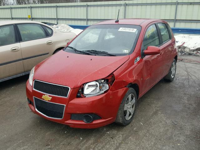 KL1TD66E29B640579 - 2009 CHEVROLET AVEO LS RED photo 2