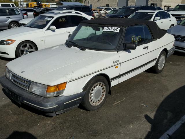 YS3AT76LXJ7000806 - 1988 SAAB 900 WHITE photo 2