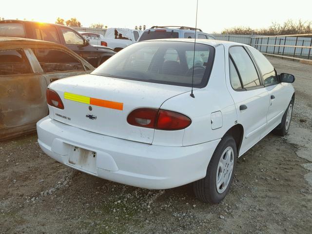 1G1JF524X17109955 - 2001 CHEVROLET CAVALIER L WHITE photo 4