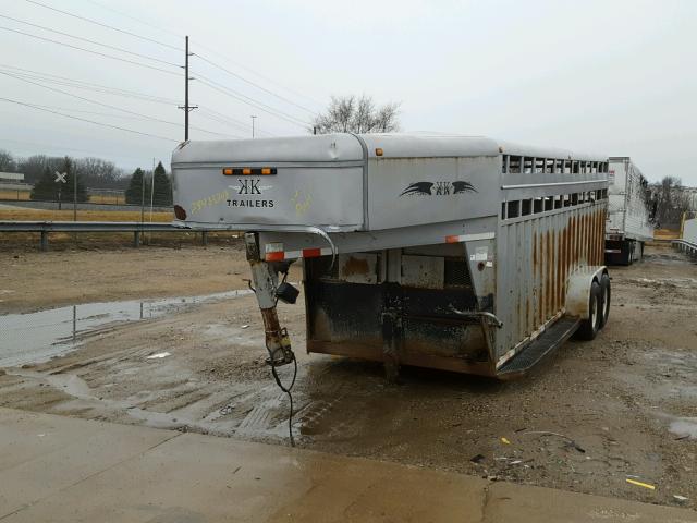 1K9GL20294S209112 - 2004 K&K TRAILER SILVER photo 3