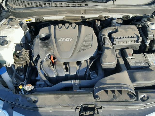 5NPEB4AC4EH884549 - 2014 HYUNDAI SONATA GLS SILVER photo 7