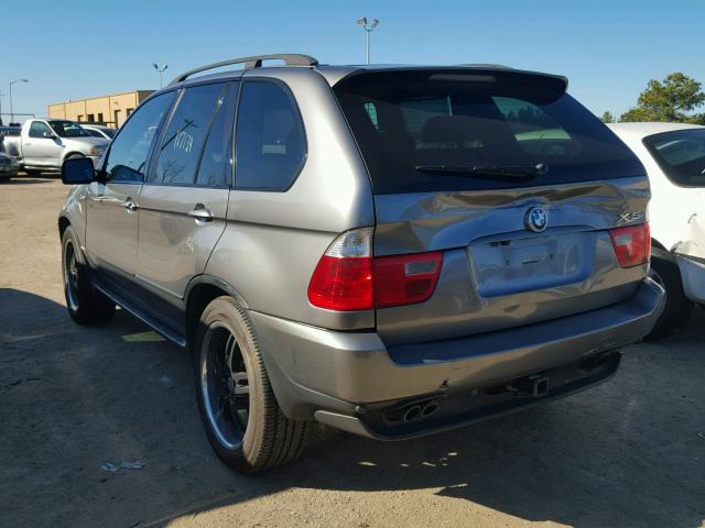 5UXFB53545LV19632 - 2005 BMW X5 4.4I GRAY photo 3