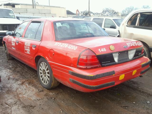 2FABP7AV8AX140667 - 2010 FORD CROWN VICT RED photo 3