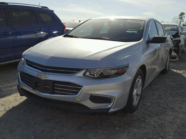 1G1ZB5STXHF255858 - 2017 CHEVROLET MALIBU LS 银色 照片 2
