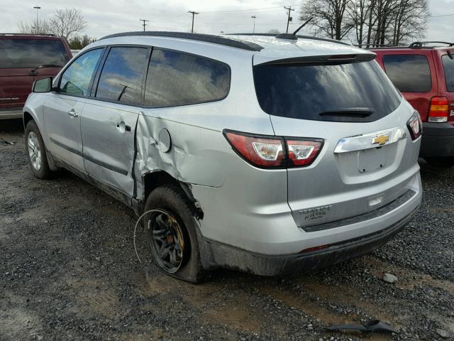 1GNKRFKD5HJ264510 - 2017 CHEVROLET TRAVERSE L SILVER photo 3