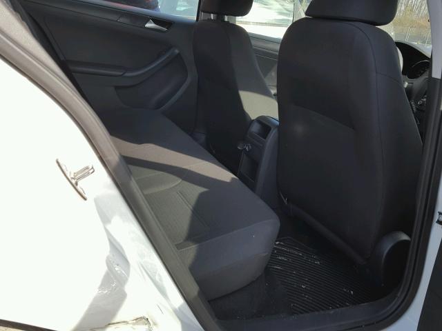 3VW2K7AJXFM417244 - 2015 VOLKSWAGEN JETTA BASE 白色 照片 6
