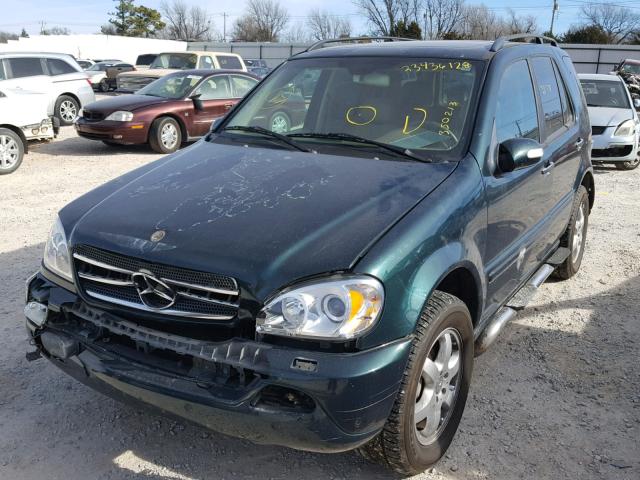 4JGAB75E52A350213 - 2002 MERCEDES-BENZ ML 500 BLACK photo 2