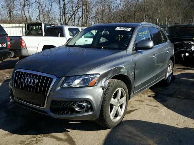 WA1DKAFP0CA071150 - 2012 AUDI Q5 PREMIUM GRAY photo 2